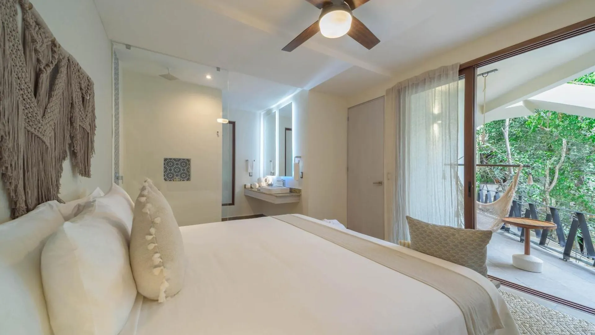 K'Uyen Boutique Hotel Τουλούμ