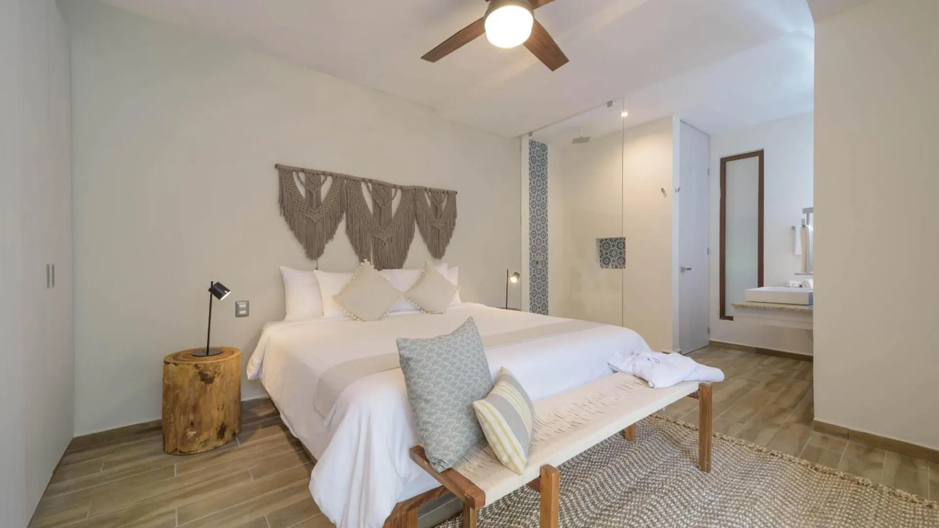 K'Uyen Boutique Hotel Τουλούμ